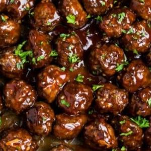 Cocktail Meatballs for 10